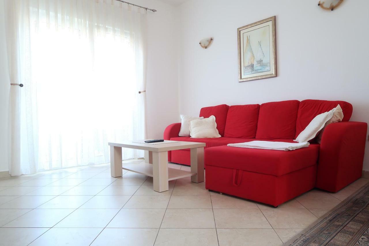 Apartments Maras Primosten Exterior photo