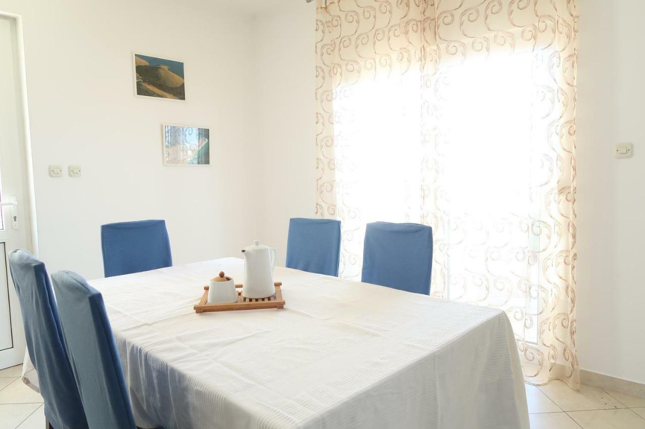 Apartments Maras Primosten Exterior photo